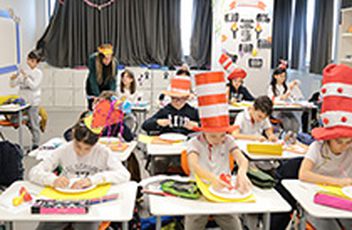 Dr. Seuss'un Doğum Günü Kutlaması: Edebiyat ve Eğitim Bir Arada