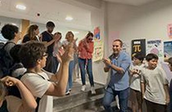 Başarıya Alkışlarla Uğurlandılar: ide’de LGS Öncesi Anlamlı Gelenek