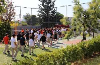 Deprem Bilinçlendirme Eğitimi ve Tatbikatı Gerçekleştirdik.