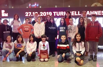 Hayal et, hak et ve yaşa!    