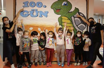 100 Gün Partisi!
