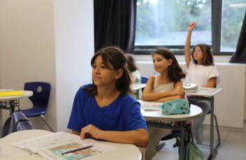 ide'de İngilizce Düzey Belirleme Sınavı Yapıldı