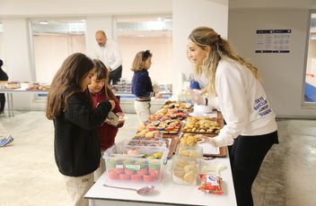 ide’de “Food Sale” günü!
